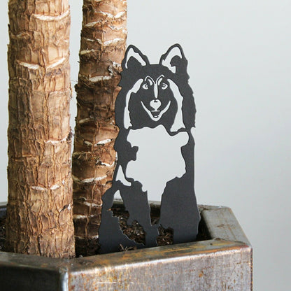 Shetland Sheepdog Garden Stake | Plow & Hearth