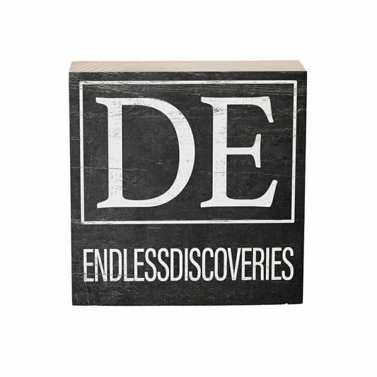 State Sign Wood Block Delaware 6"x6" | Plow & Hearth