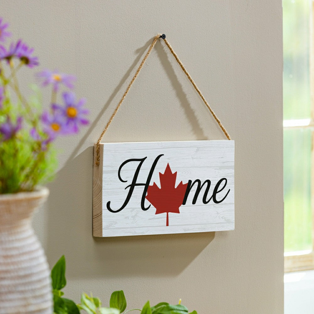 Canada Pride Hanging Signs w/rope Landscape (11“x6”)​ | Plow & Hearth