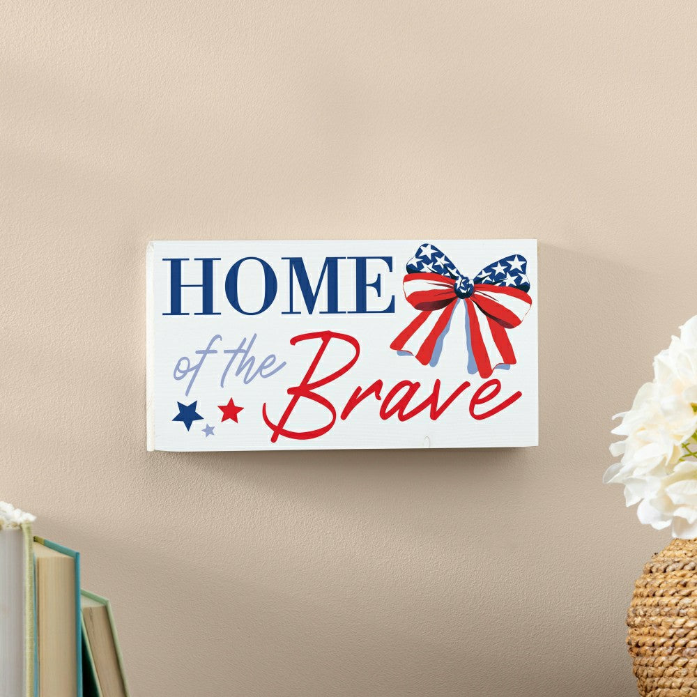 Americana Hanging Signs w/rope Landscape (11“x6”)​ | Plow & Hearth