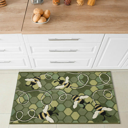 Esencia Bee Free Indoor/Outdoor Rug | Plow & Hearth