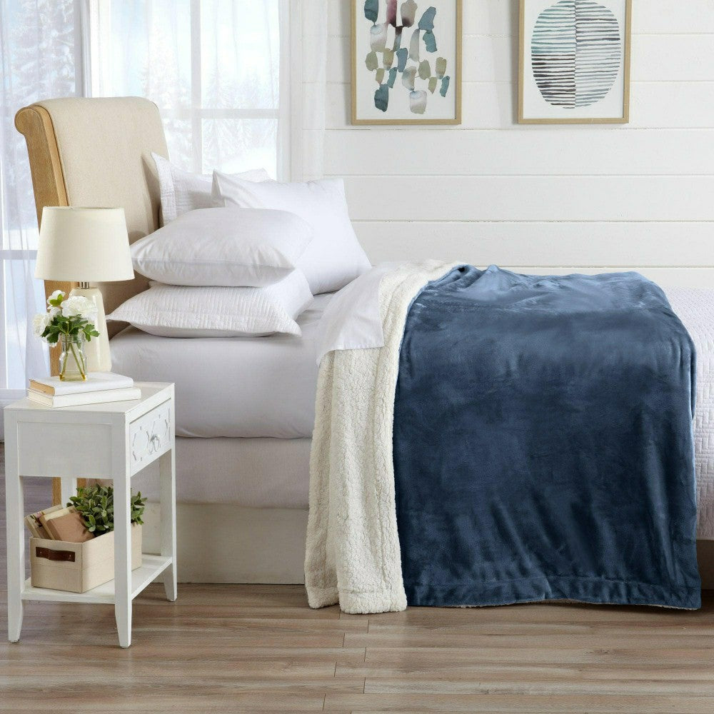 Velvet Plush Sherpa Luxury Bed Blanket - Kinsley Collection | Plow & Hearth