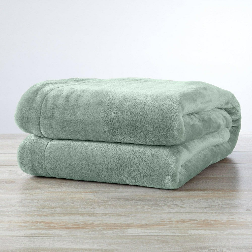 Velvet Plush Sherpa Luxury Bed Blanket - Kinsley Collection | Plow & Hearth