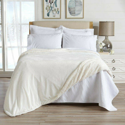 Velvet Plush Sherpa Luxury Bed Blanket - Kinsley Collection | Plow & Hearth