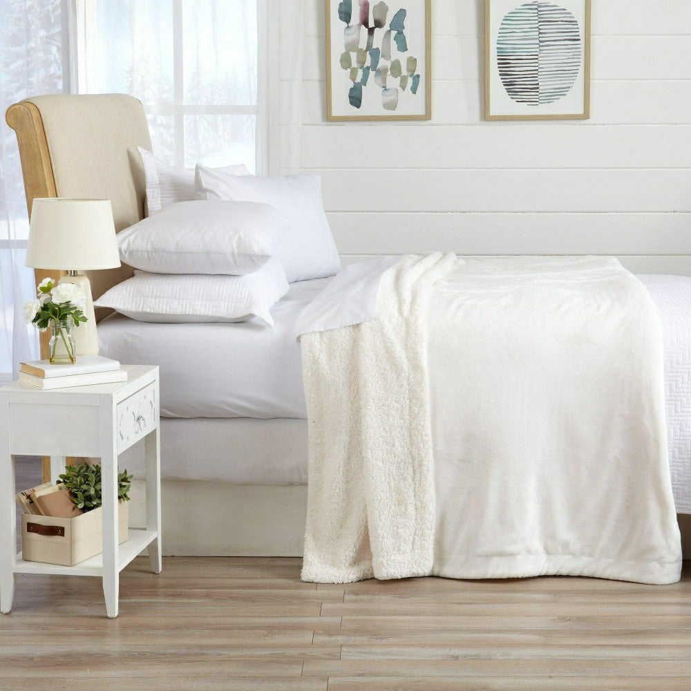 Velvet Plush Sherpa Luxury Bed Blanket - Kinsley Collection | Plow & Hearth