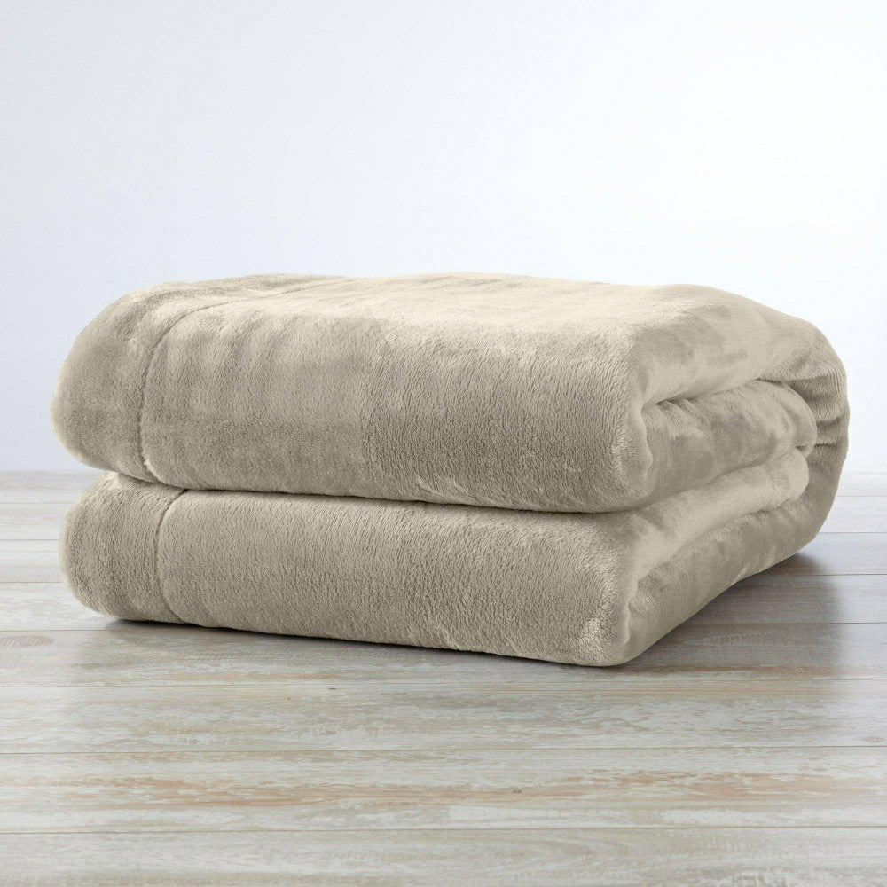 Velvet Plush Sherpa Luxury Bed Blanket - Kinsley Collection | Plow & Hearth
