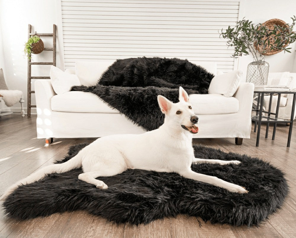 PupRug by Paw.com® Faux Fur Orthopedic Dog Bed - Curve Midnight Black | Plow & Hearth