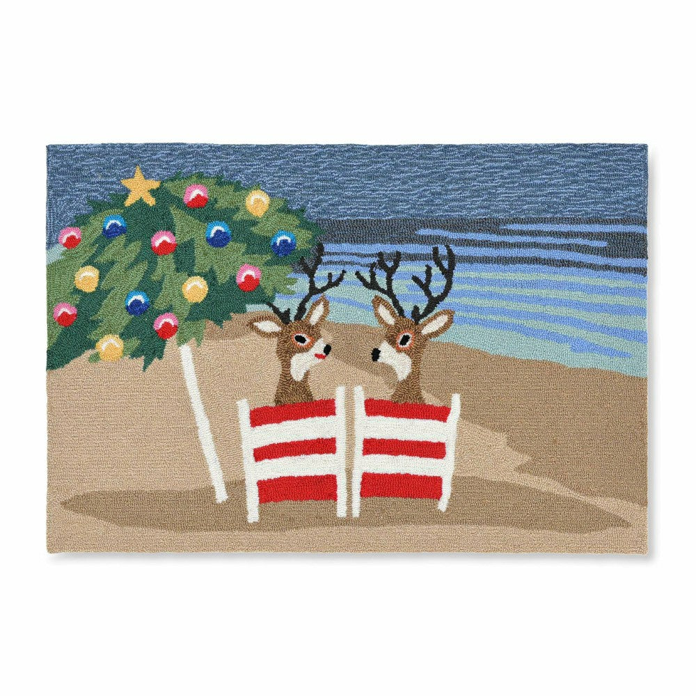 Indoor/Outdoor Hand-Hooked Beach Reindeer Accent Rug, 20" x 30" | Plow & Hearth