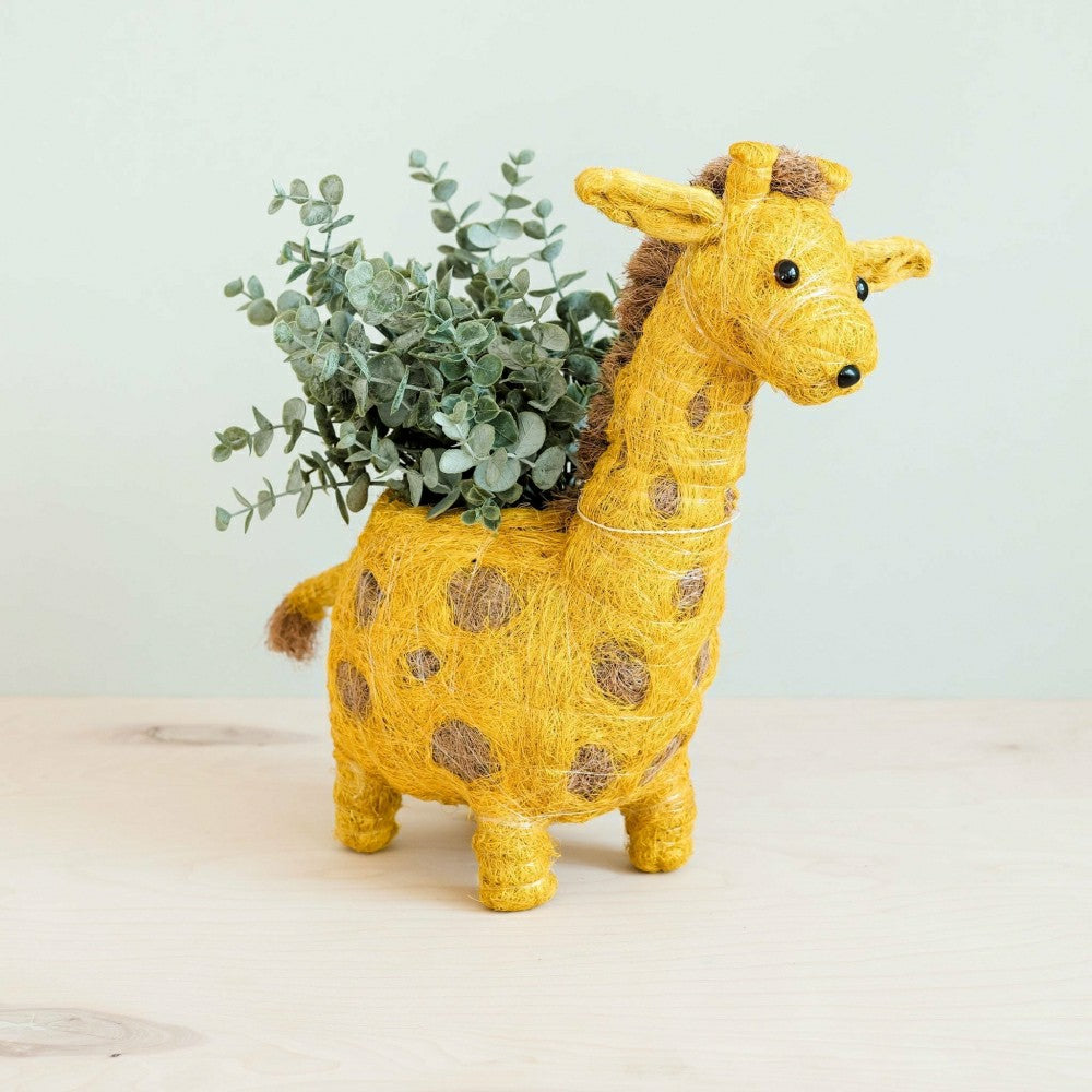 Giraffe Planter - Coco Coir Planter | Plow & Hearth