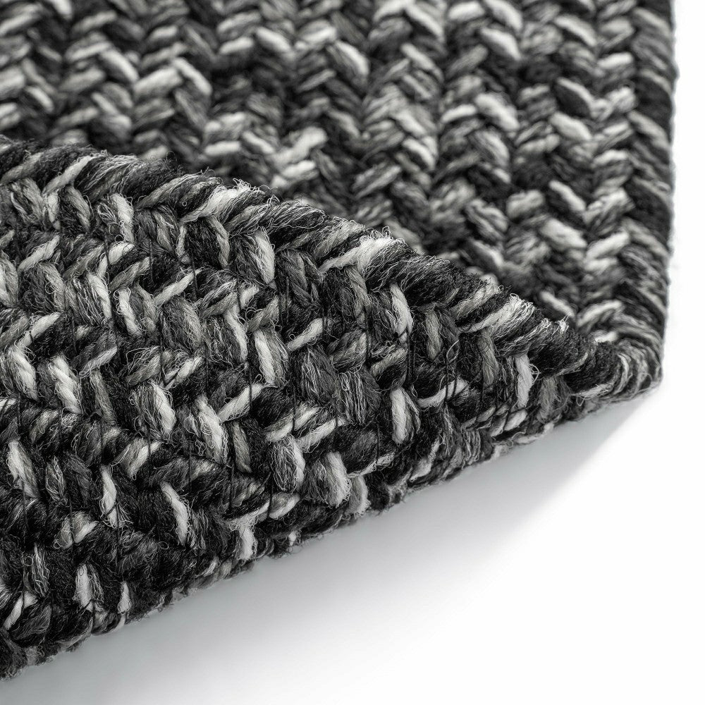 Indoor/Outdoor Oval Pine Creek Braided Polypropylene Rug, 2' x 3' | Plow & Hearth