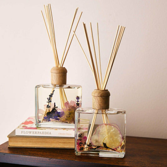 Roman Lavender 13 oz Botanical Diffuser | Plow & Hearth