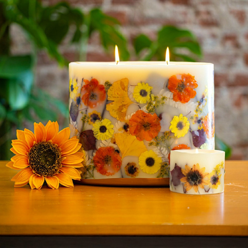 Honey Tobacco Petite Oval Botanical Candle | Plow & Hearth