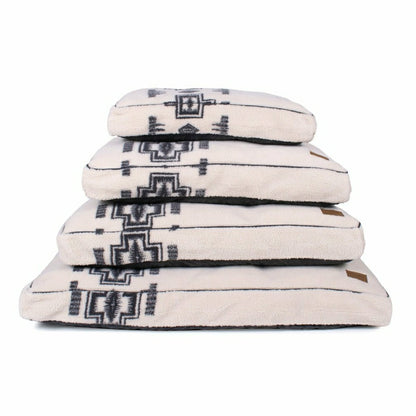 Pendleton Berber Pet Napper | Plow & Hearth