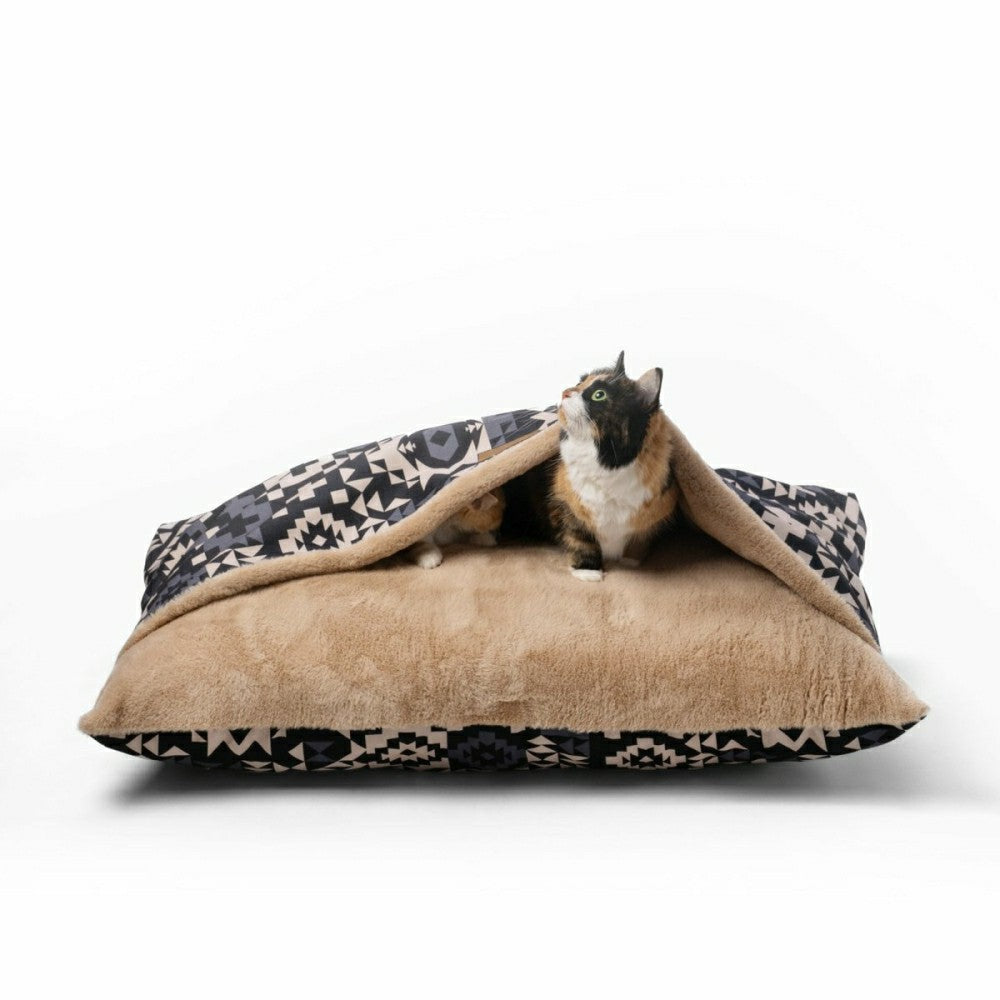 Pendleton Burrow Bed | Plow & Hearth