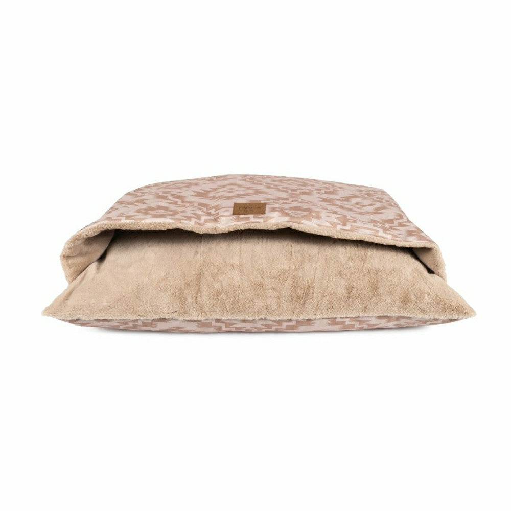 Pendleton Burrow Bed | Plow & Hearth