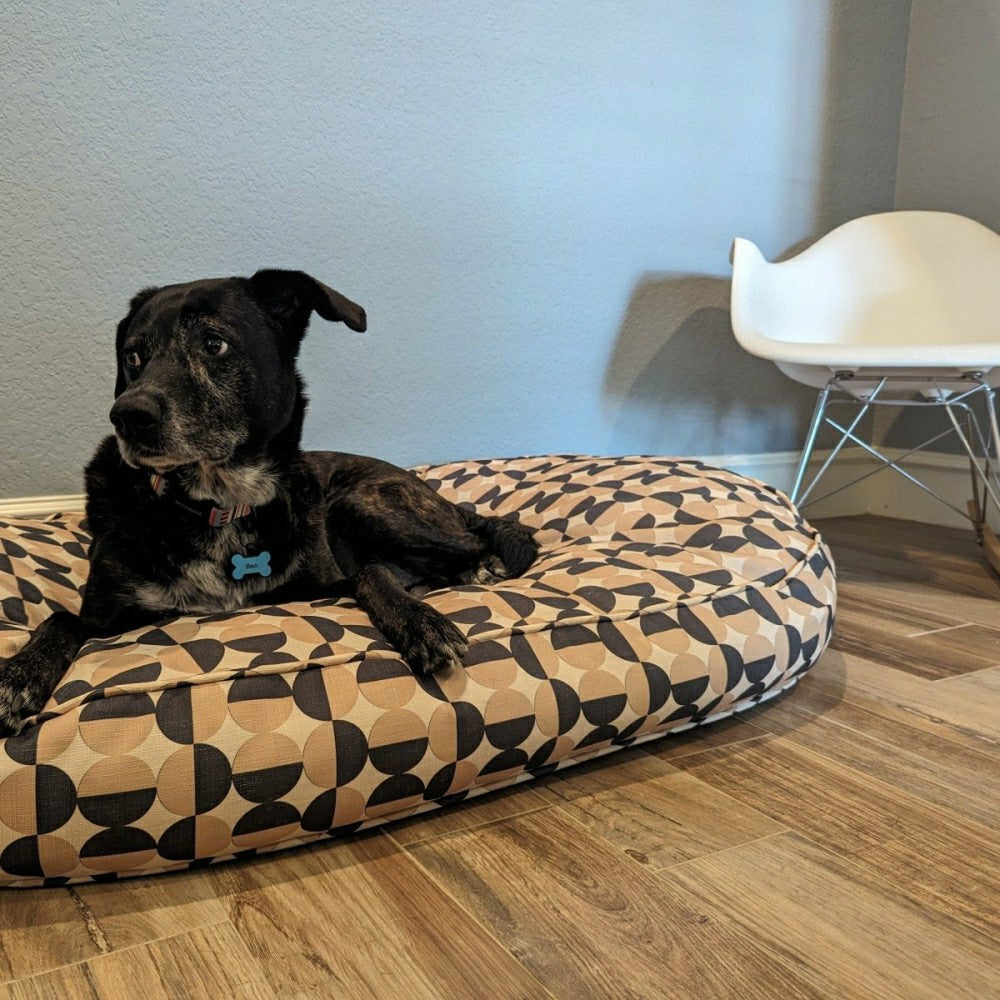 Oval Lounger Bed | Plow & Hearth