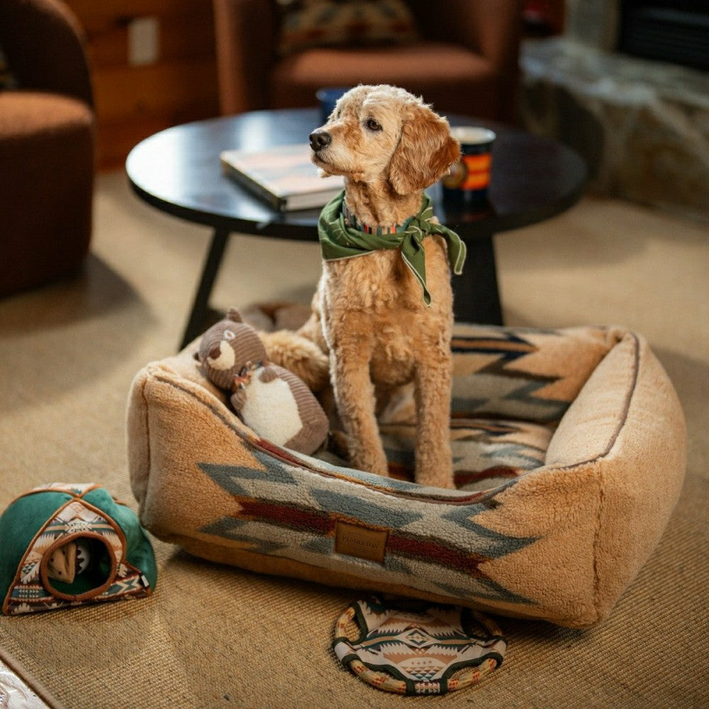 Pendleton Berber Kuddler | Plow & Hearth