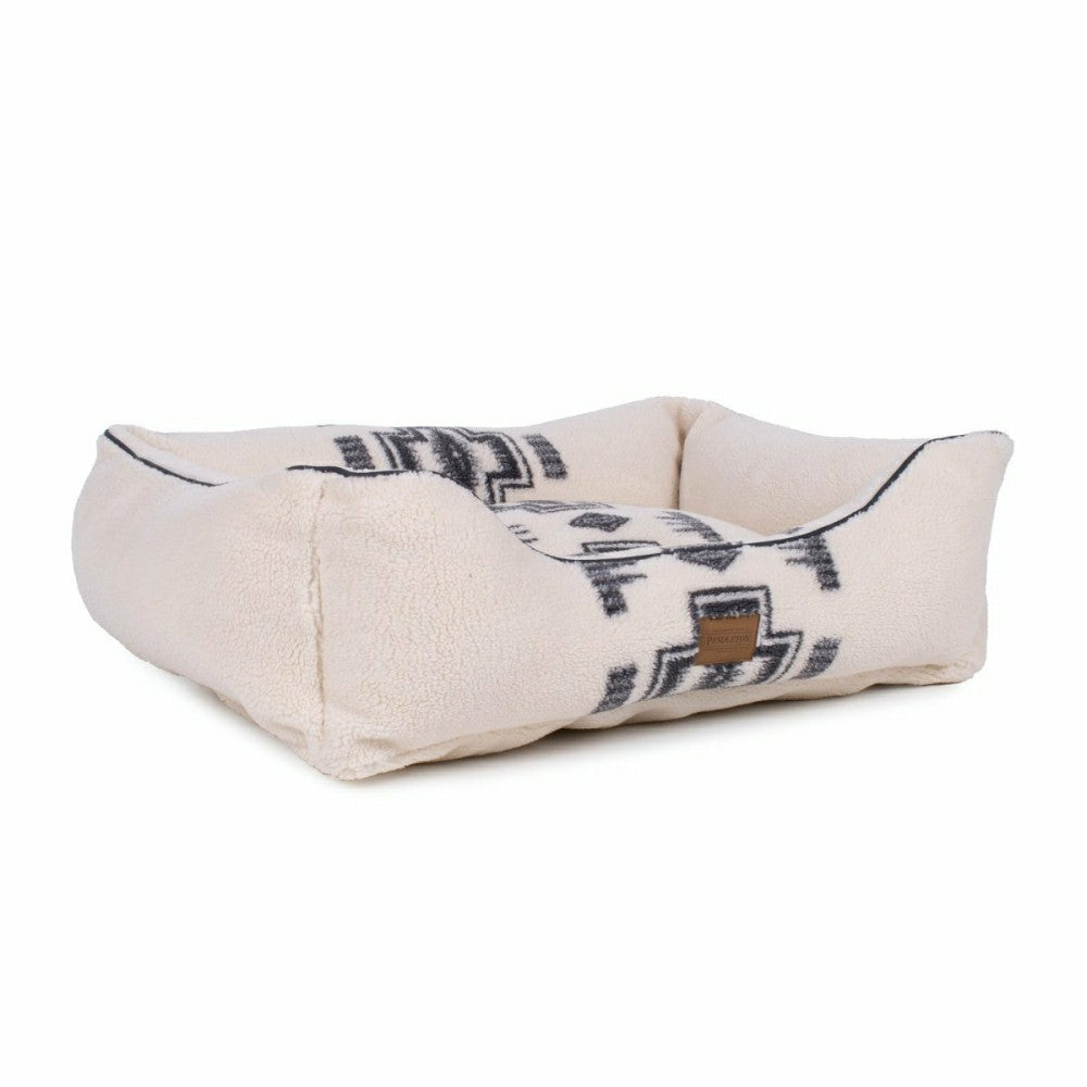 Pendleton Berber Kuddler | Plow & Hearth