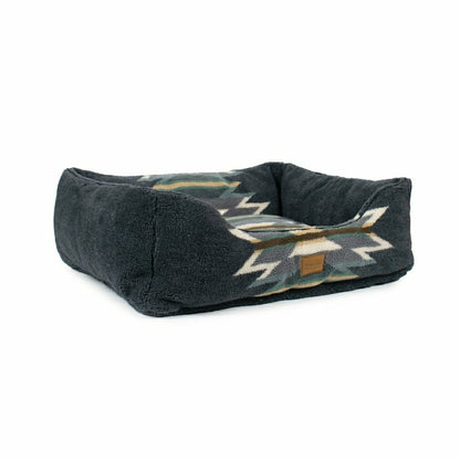 Pendleton Berber Kuddler | Plow & Hearth