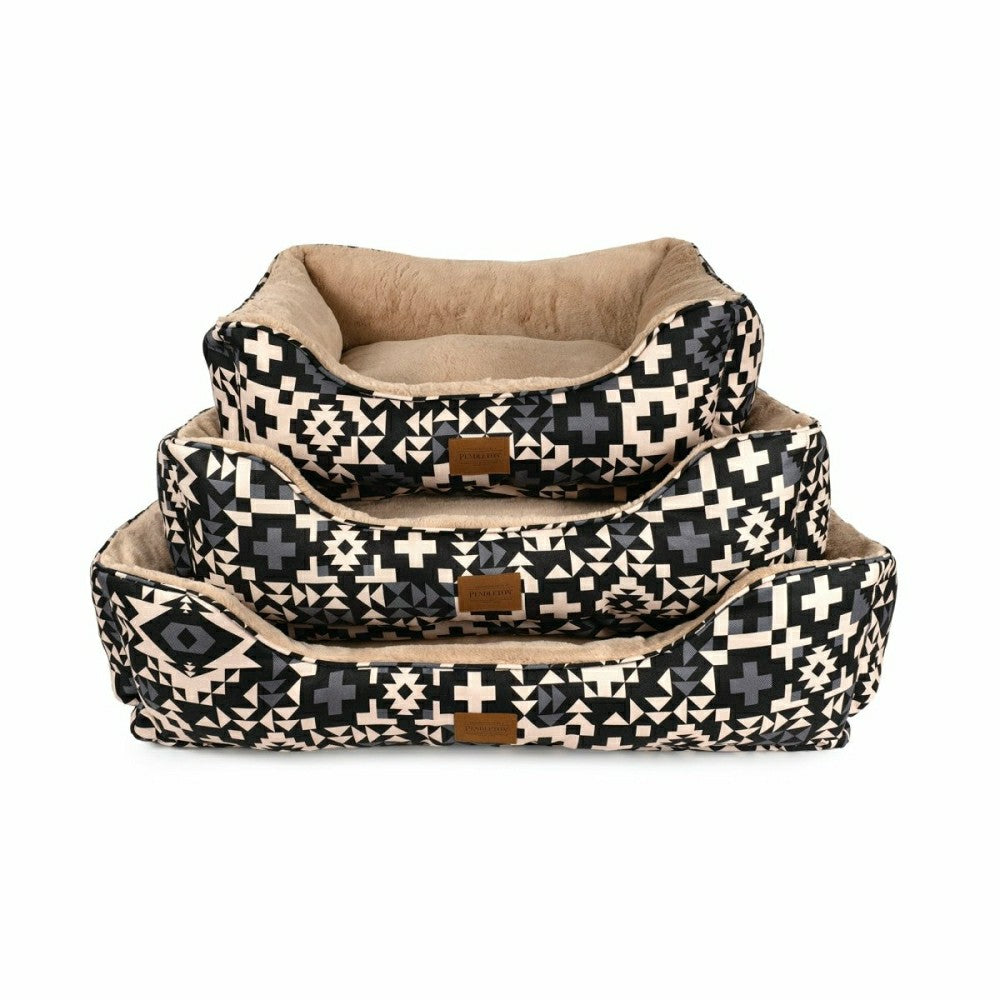 Pendleton Kuddler with Fur | Plow & Hearth