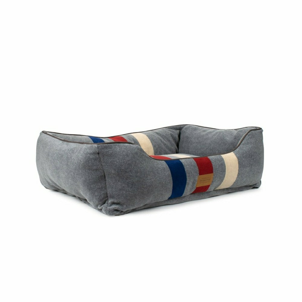 Pendleton Classic Kuddler | Plow & Hearth