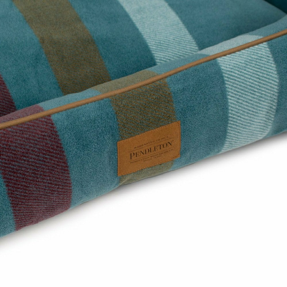 Pendleton Classic Kuddler | Plow & Hearth