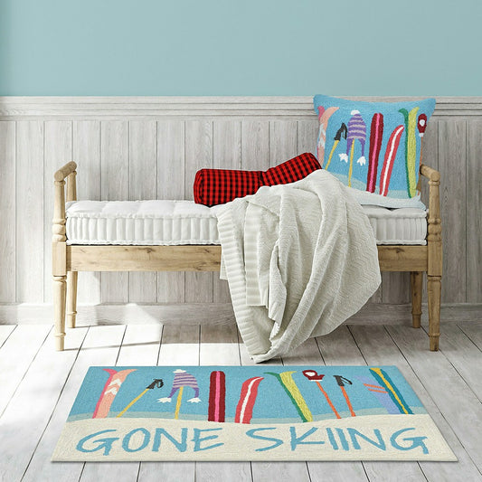 Indoor/Outdoor Hand-Hooked Gone Skiing Accent Rug, 24" x 36" | Plow & Hearth