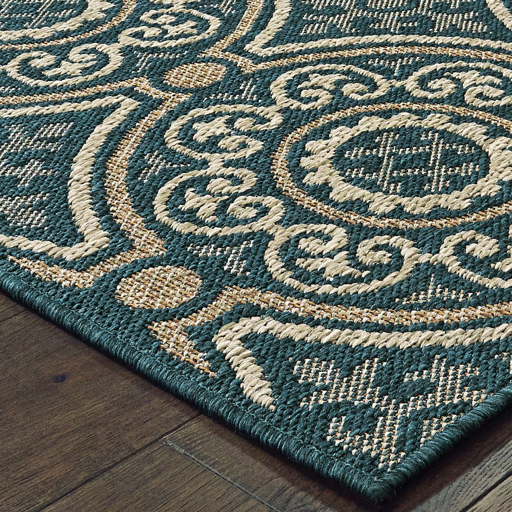 Cambridge Circles Indoor/Outdoor Rug | Plow & Hearth