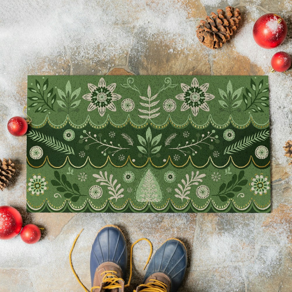 Shades of Green Scandi PVC Trapper Mat, 28"x16" | Plow & Hearth