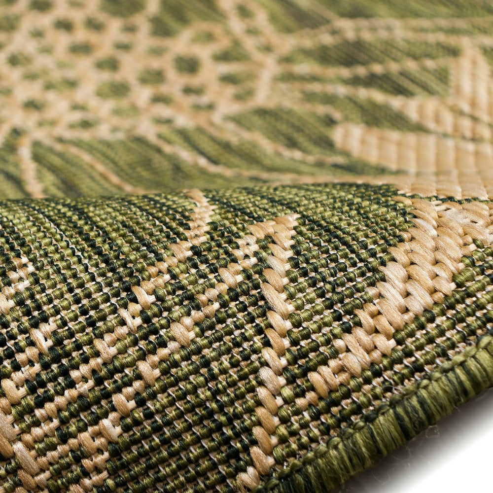 Indoor/Outdoor Sunflower Rug, 7'10" Round | Plow & Hearth