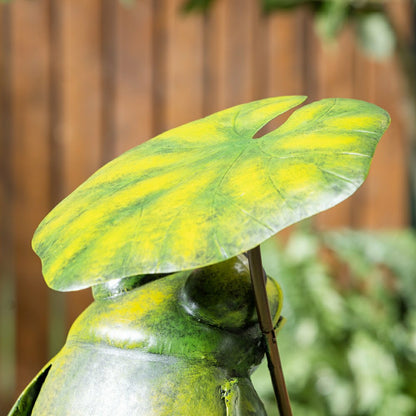 Frog with Umbrella Garden Statue | Plow & Hearth
