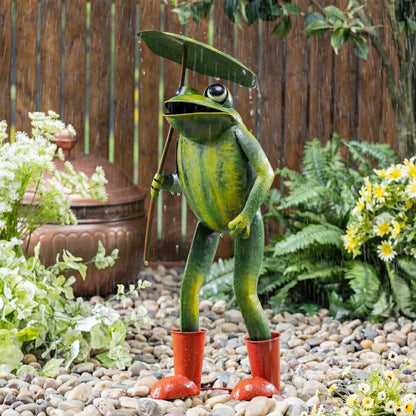 Frog with Umbrella Garden Statue | Plow & Hearth