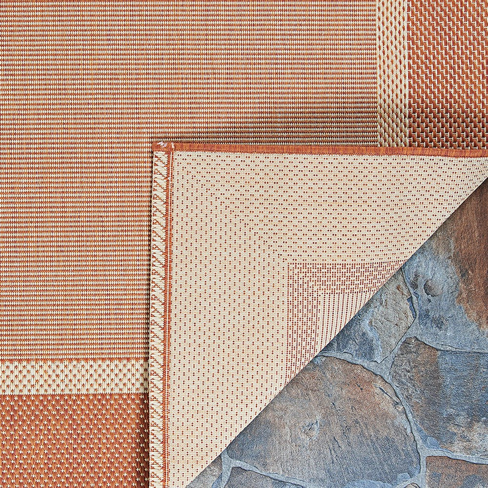 Veranda Framework Indoor/Outdoor Polypropylene Rug | Plow & Hearth