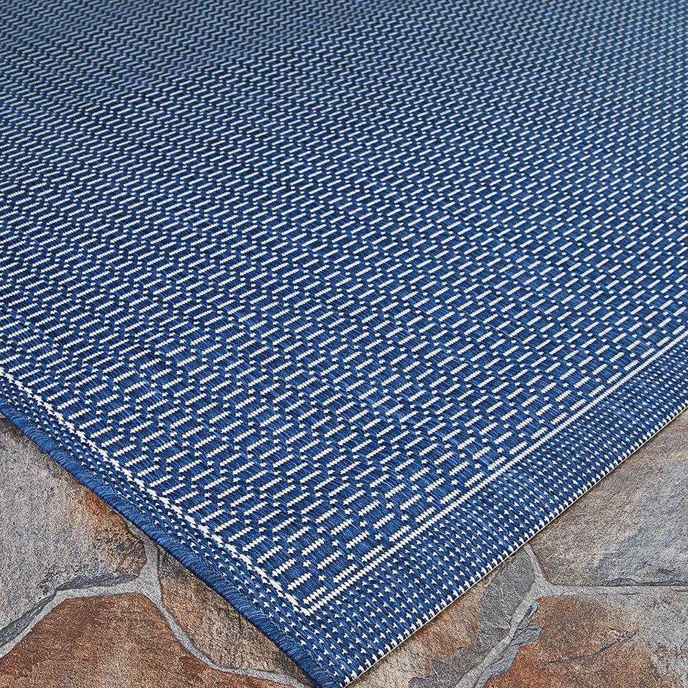 Veranda Textured Indoor/Outdoor Polypropylene Rug | Plow & Hearth