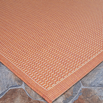 Veranda Textured Indoor/Outdoor Polypropylene Rug | Plow & Hearth