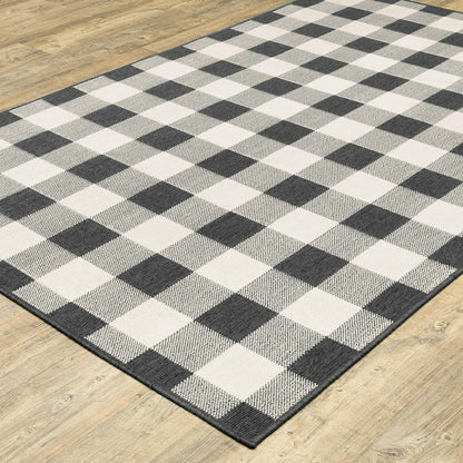 Buffalo Plaid Indoor and Outdoor Polypropylene Rug, 3'7" x 5'6" | Plow & Hearth