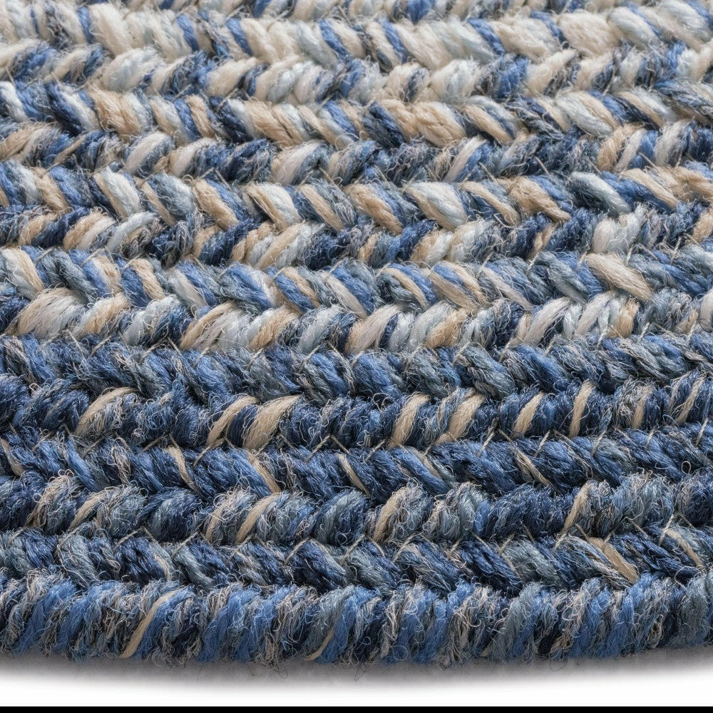 Indoor/Outdoor Oval Woodridge Braided Polypropylene Rug, 7'6" Round | Plow & Hearth