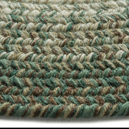 Indoor/Outdoor Oval Woodridge Braided Polypropylene Rug, 7'6" Round | Plow & Hearth