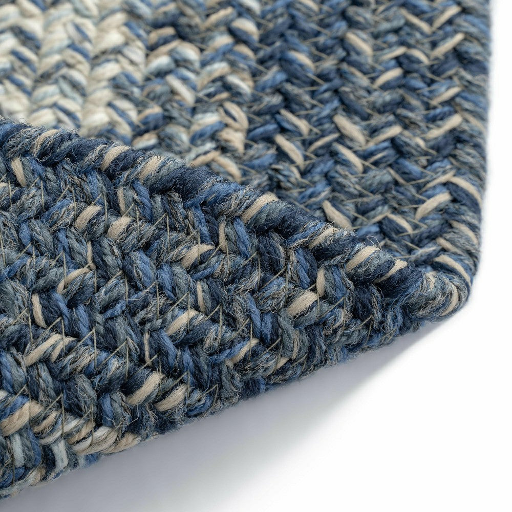 Indoor/Outdoor Oval Woodridge Braided Polypropylene Rug, 4' x 6' | Plow & Hearth